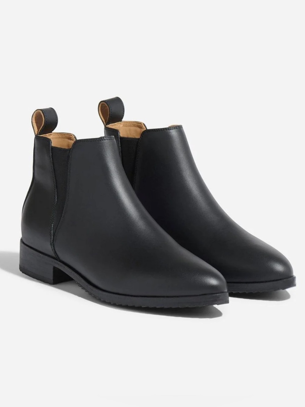 Nisolo Eva Everyday Leather Chelsea Boot in Black Size 8.5